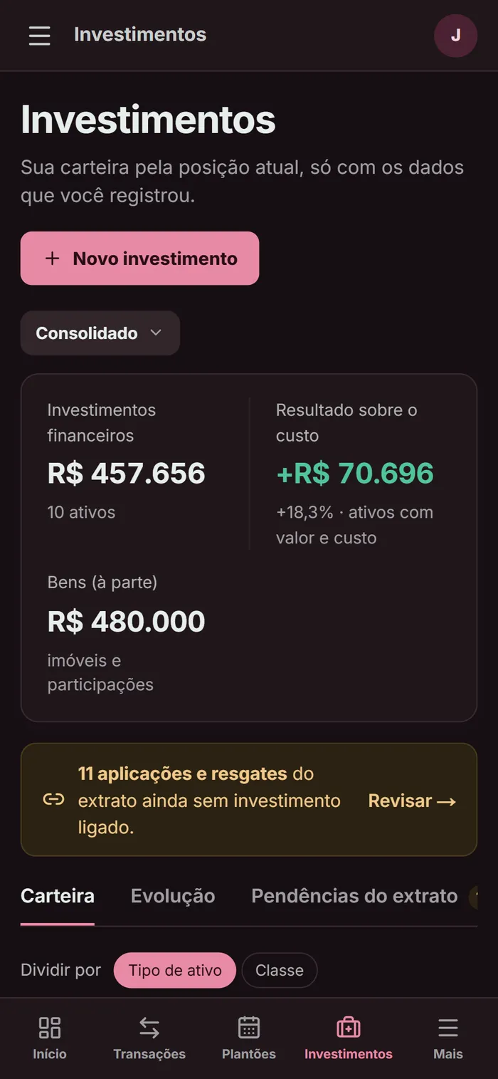 Investimentos no celular, em vinho escuro